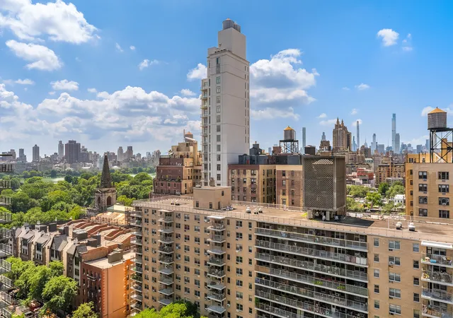 Photo 2 of Sale Pending at 382 Central Park W #20W, New York City, NY 10025 | MLS# RLS20106336 | Listing updated on 2026-08-31