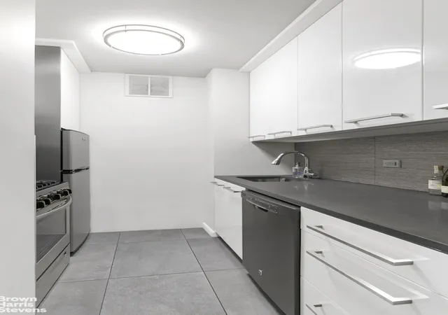 Photo 3 of House for sale at 357 E 57th Street #11E, New York City, NY 10022 | MLS# RLS20106802 | Listing updated on 2026-08-30
