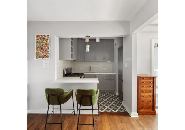 Photo 1 of Sale Pending at 110 Ocean Pkwy #3J, New York City, NY 11218 | MLS# RLS20107153 | Listing updated on 2026-08-31