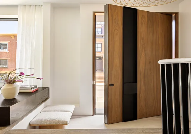 Photo 2 of Single family home for sale at 266 Berry St, New York City, NY 11249 | MLS# RLS20107955 | Listing updated on 2026-09-16