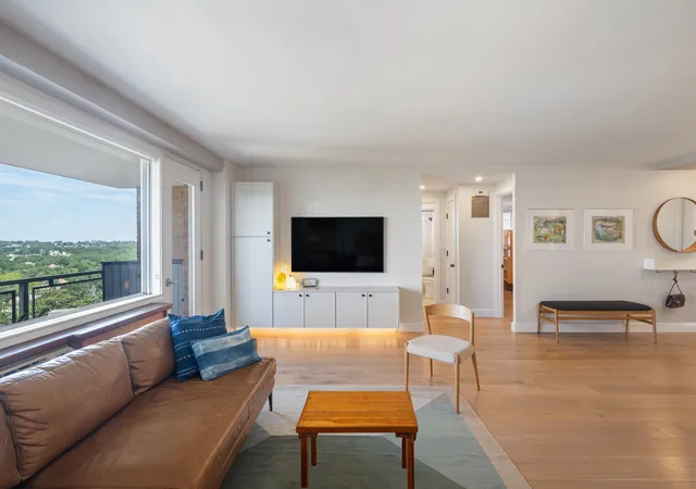 Photo 3 of Condo for sale at 5800 Arlington Ave #6W, New York City, NY 10471 | MLS# RLS20108013 | Listing updated on 2026-09-20