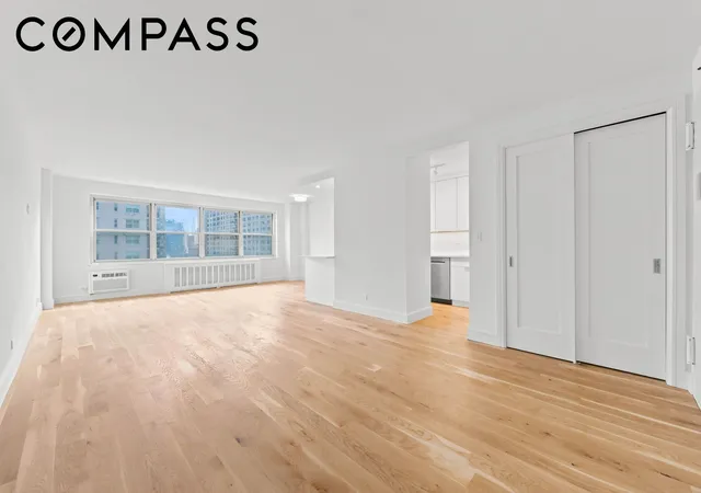 Listing Photo 3 - Condo for sale in building located at 165 W End Ave, New York City, NY 10023 - Unit #20K