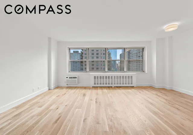Listing Photo 4 - Condo for sale in building located at 165 W End Ave, New York City, NY 10023 - Unit #20K