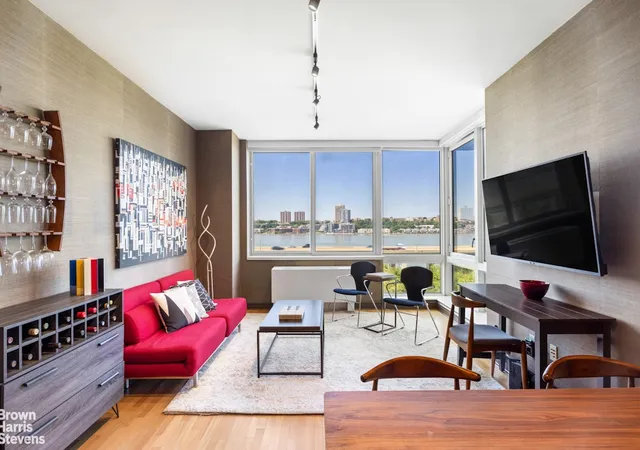 Photo 2 of Condo for sale at 120 Riverside Blvd #6R, New York City, NY 10069 | MLS# RLS20108678 | Listing updated on 2026-09-17