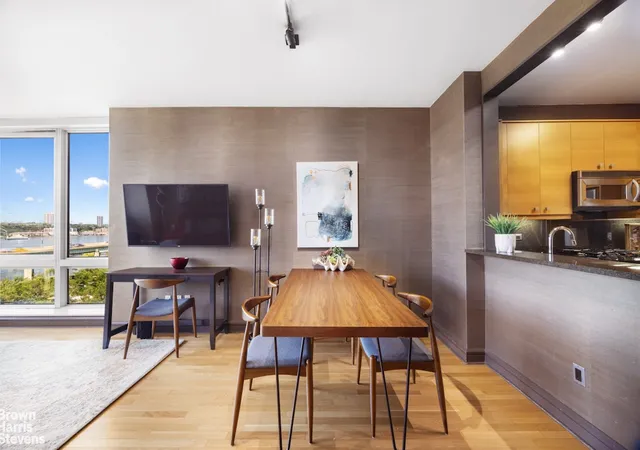 Photo 3 of Condo for sale at 120 Riverside Blvd #6R, New York City, NY 10069 | MLS# RLS20108678 | Listing updated on 2026-09-17