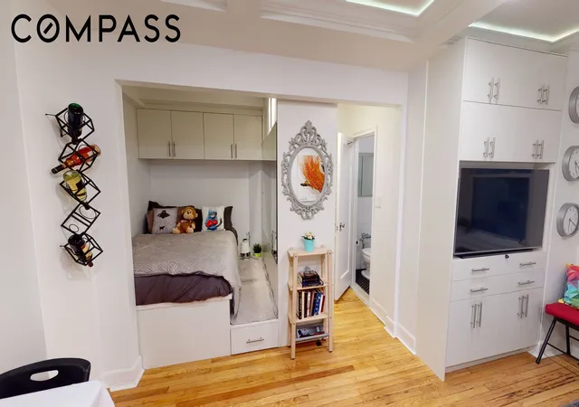 Photo 2 of Condo for sale at 155 E 49th Street #1C, New York City, NY 10017 | MLS# RLS20108804 | Listing updated on 2026-10-04