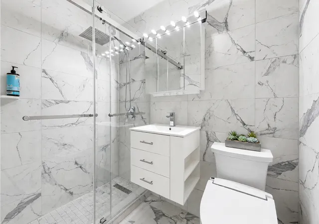 Photo 4 of House for sale at 555 Kappock St #22A, New York City, NY 10463 | MLS# RLS20108871 | Listing updated on 2026-09-12