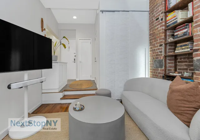 Photo 3 of House for sale at 425 E 78th Street #4D, New York City, NY 10075 | MLS# RLS20108938 | Listing updated on 2026-08-30