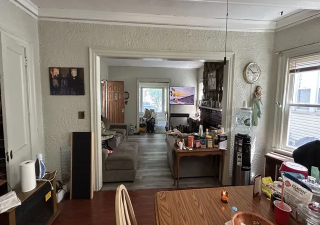 Photo 3 of Multi family home for sale at 256 Sharpe Ave, New York City, NY 10302 | MLS# RLS20109011 | Listing updated on 2026-08-30