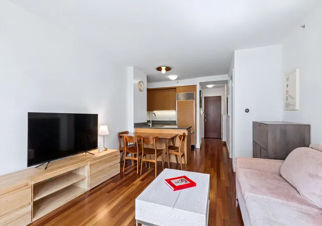 Photo 4 of House for sale at 30 West St #27D, New York City, NY 10004 | MLS# RLS20109053 | Listing updated on 2026-09-17