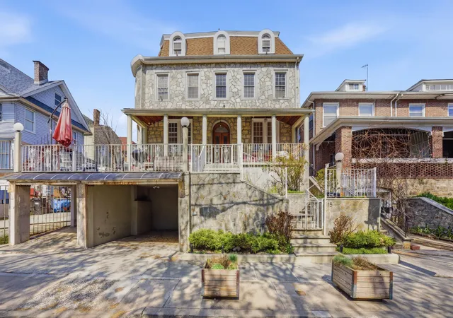 Multi family home for sale at 15 Fort Charles Pl, New York City, NY 10463 | MLS# RLS20109137
