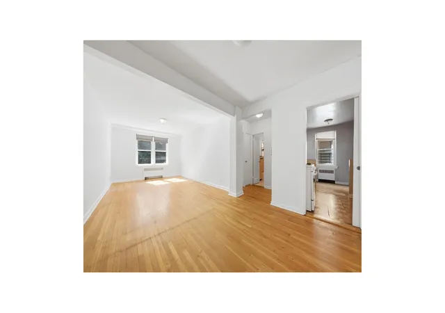 Photo 1 of House for sale at 2080 Barnes Ave #2D, New York City, NY 10462 | MLS# RLS20109155 | Listing updated on 2026-09-19