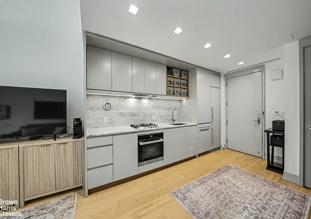 Photo 2 of House for sale at 550 Vanderbilt Ave #203, New York City, NY 11238 | MLS# RLS20109199 | Listing updated on 2026-09-29