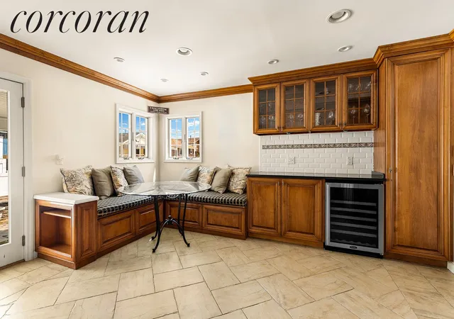 Photo 4 of Single family home for sale at 1-09 Beach 221st St, New York City, NY 11697 | MLS# RLS20109254 | Listing updated on 2026-09-16