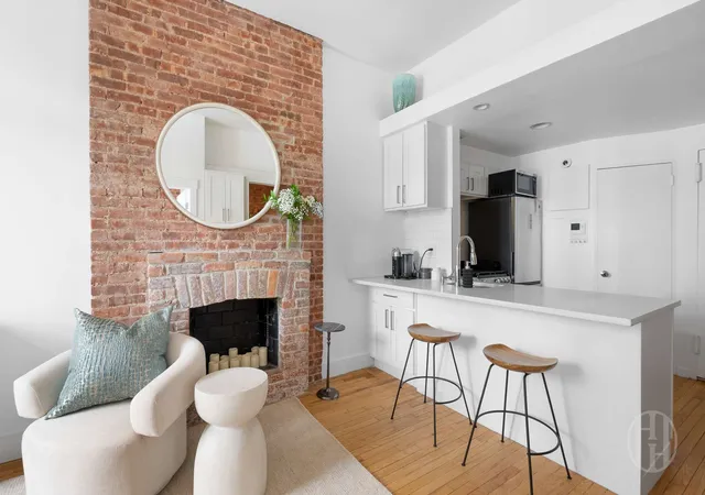 Photo 2 of Sale Pending at 110 W 71st Street #3A, New York City, NY 10023 | MLS# RLS20109791 | Listing updated on 2026-09-02