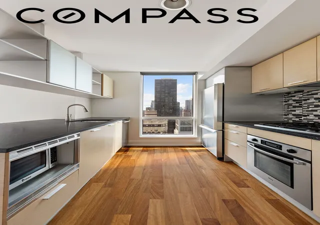 Photo 3 of House for sale at 350 W 42nd Street #42H, New York City, NY 10036 | MLS# RLS20109796 | Listing updated on 2026-10-06