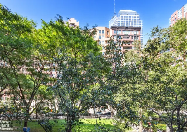 Photo 3 of House for sale at 300 Rector Pl #2H, New York City, NY 10280 | MLS# RLS20109827 | Listing updated on 2026-09-23