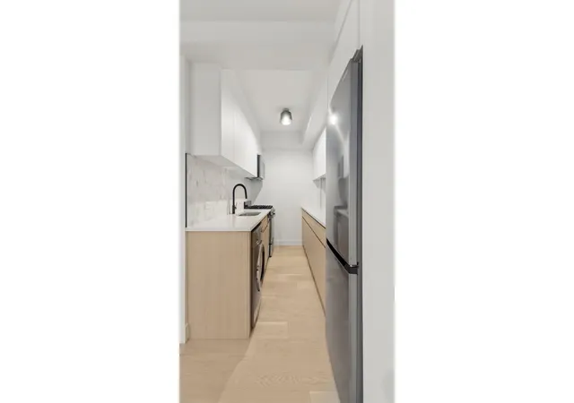 Photo 2 of Sale Pending at 225 E 46th Street #1B, New York City, NY 10017 | MLS# RLS20109873 | Listing updated on 2026-10-06