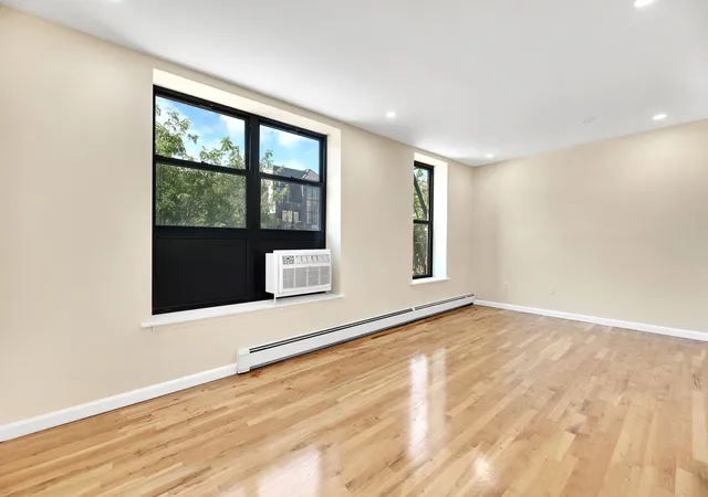 Photo 3 of Condo for sale at 14 23 31st Avenue #2B, New York City, NY 11106 | MLS# RLS20110006 | Listing updated on 2026-08-30