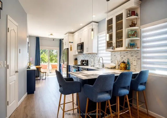 Photo 4 of Sale Pending at 810 Nugent Ave, New York City, NY 10306 | MLS# RLS20110188 | Listing updated on 2026-09-24