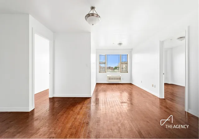 Listing Photo 5 - Condo for sale in building located at 40-40 75Th St, New York, NY 11373 - Unit #6E