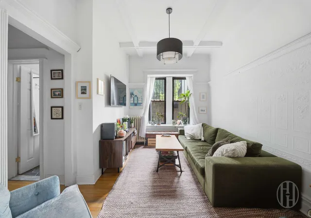 Listing Photo 1 - Condo for sale in building located at 467 Pacific St, New York City, NY 11217 - Unit #4