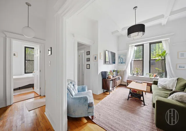 Listing Photo 2 - Condo for sale in building located at 467 Pacific St, New York City, NY 11217 - Unit #4