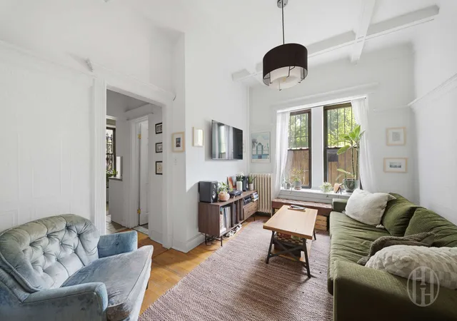 Listing Photo 3 - Condo for sale in building located at 467 Pacific St, New York City, NY 11217 - Unit #4