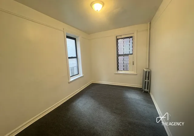 Photo 4 of House for sale at 825 Walton Ave #1C, New York City, NY 10451 | MLS# RLS20111333 | Listing updated on 2026-09-13