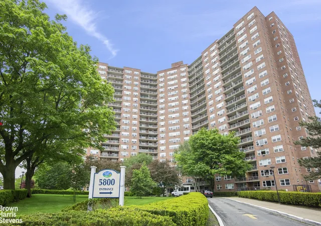 Photo 3 of House for sale at 5800 Arlington Ave #16N, New York City, NY 10471 | MLS# RLS20111512 | Listing updated on 2026-09-28