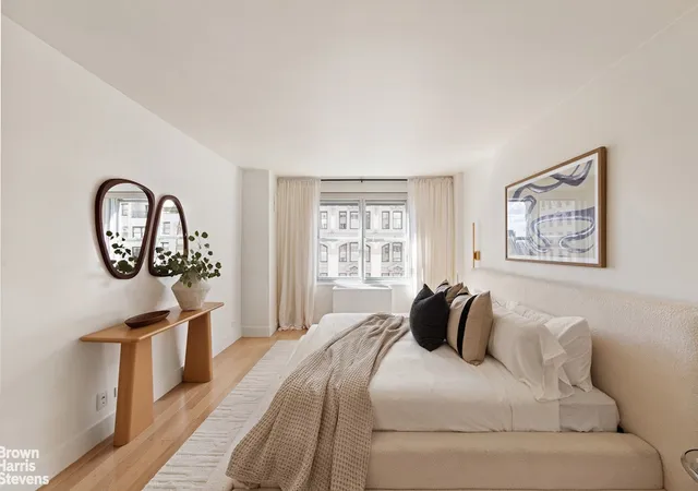 Listing Photo 4 - Condo for sale in building located at 69 5Th Ave, New York City, NY 10003 - Unit #16G