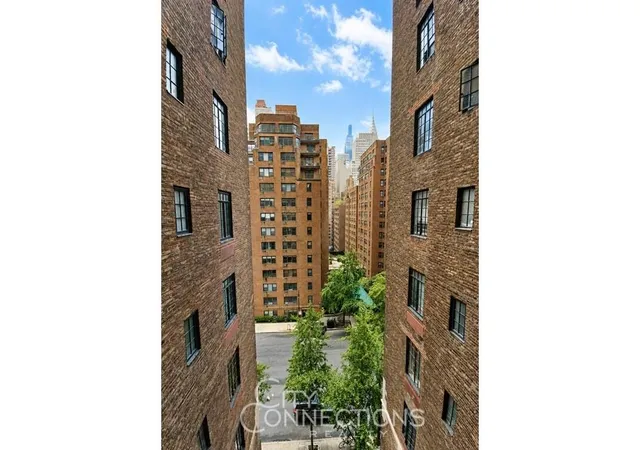 Photo 2 of Condo for sale at 5 Tudor City Pl #816, New York City, NY 10017 | MLS# RLS20112555 | Listing updated on 2026-10-04