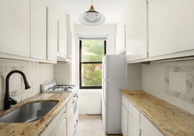 Photo 4 of House for sale at 336 W End Ave #3D, New York City, NY 10023 | MLS# RLS20112629 | Listing updated on 2026-09-12