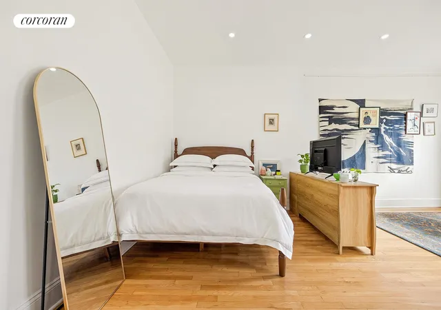 Listing Photo 4 - Condo for sale in building located at 78 8Th Ave, New York City, NY 11215 - Unit #4F