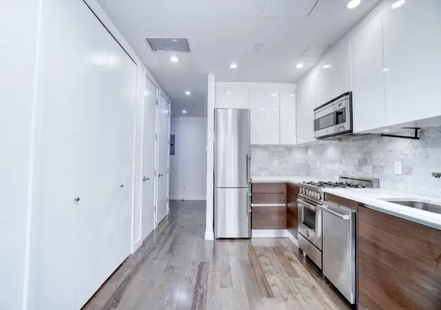 Photo 1 of Condo for sale at 11 35 45th Avenue #3H, New York City, NY 11101 | MLS# RLS20112901 | Listing updated on 2026-10-06
