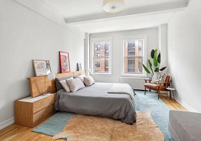 Photo 3 of Sale Pending at 127 W 79th Street #11B, New York City, NY 10024 | MLS# RLS20112921 | Listing updated on 2026-09-22