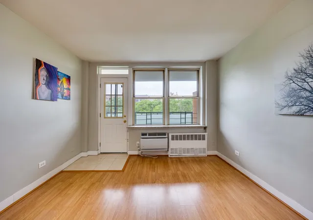 Listing Photo 2 - Condo for sale in building located at 525 Ocean Pkwy, New York, NY 11218 - Unit #4J