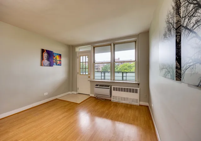 Listing Photo 4 - Condo for sale in building located at 525 Ocean Pkwy, New York, NY 11218 - Unit #4J
