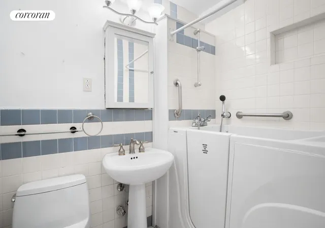 Photo 4 of House for sale at 225 E 57th Street #4S, New York City, NY 10022 | MLS# RLS20107180 | Listing updated on 2026-10-04