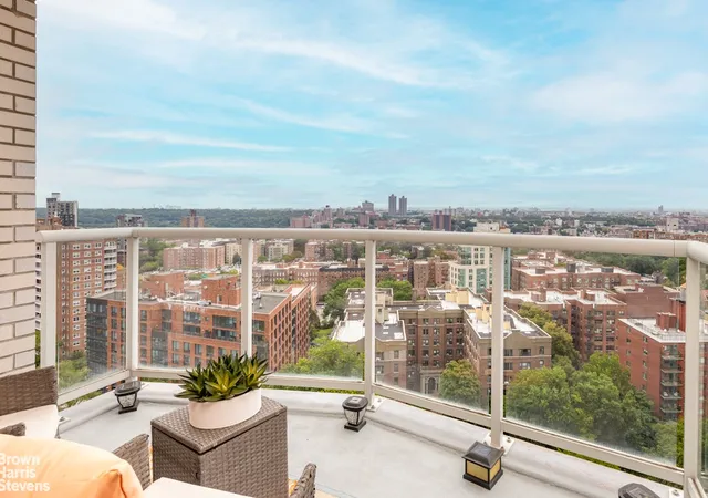 Photo 1 of Condo for sale at 3333 Henry Hudson Pkwy #20D, New York City, NY 10463 | MLS# RLS20113080 | Listing updated on 2026-09-22
