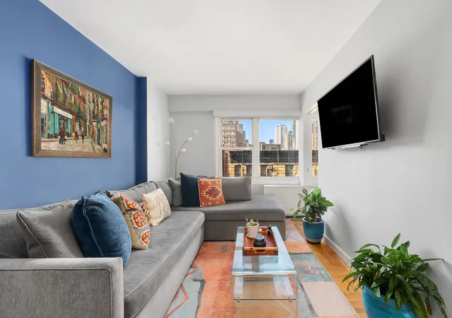 Photo 2 of Condo for sale at 333 E 66th Street #8F, New York City, NY 10065 | MLS# RLS20113083 | Listing updated on 2026-09-28