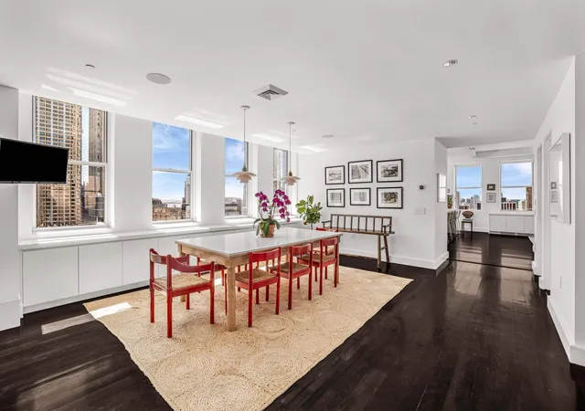 Photo 3 of Luxury condo for sale at 270 Broadway #25B, New York City, NY 10007 | MLS# RLS20113109 | Listing updated on 2026-10-07