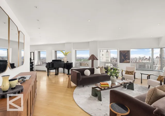 Photo 3 of Mansion for sale at 500 Park Ave #PENTHOUS39, New York City, NY 10022 | MLS# RLS20113119 | Listing updated on 2026-10-05