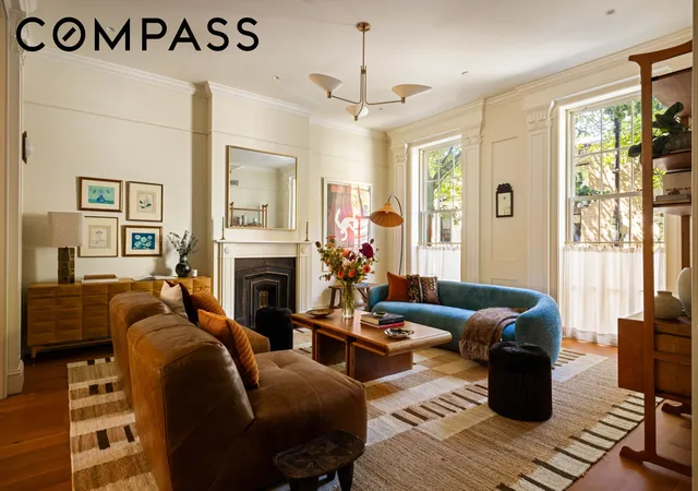 Photo 2 of Mansion for sale at 39 Willow Pl, New York City, NY 11201 | MLS# RLS20106597 | Listing updated on 2026-09-30