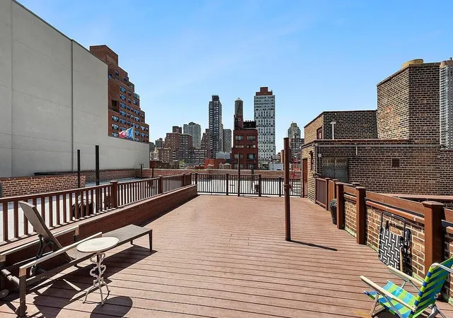 Listing Photo 5 - Condo for sale in building located at 1420 York Ave, New York City, NY 10021 - Unit #4B