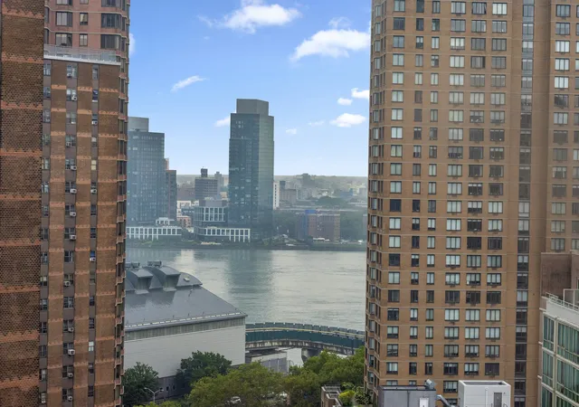 Photo 3 of Condo for sale at 340 E 93rd Street #21I, New York City, NY 10128 | MLS# RLS20113182 | Listing updated on 2026-09-19
