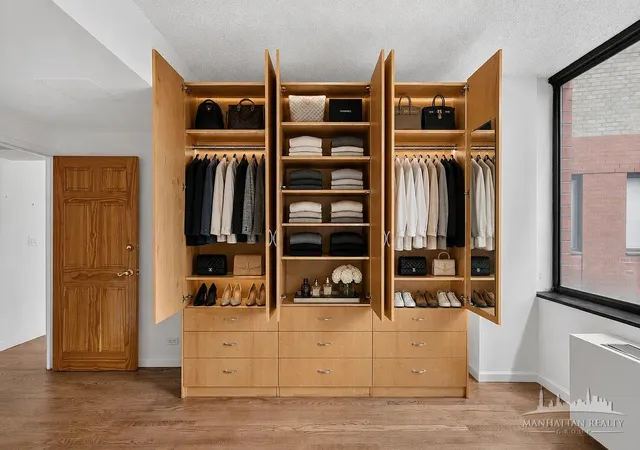 Photo 4 of House for sale at 380 Rector Pl #8J, New York City, NY 10280 | MLS# RLS20113334 | Listing updated on 2026-09-24