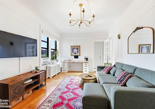 Listing Photo 4 - Condo for sale in building located at 277 Washington Ave, New York City, NY 11205 - Unit #6D
