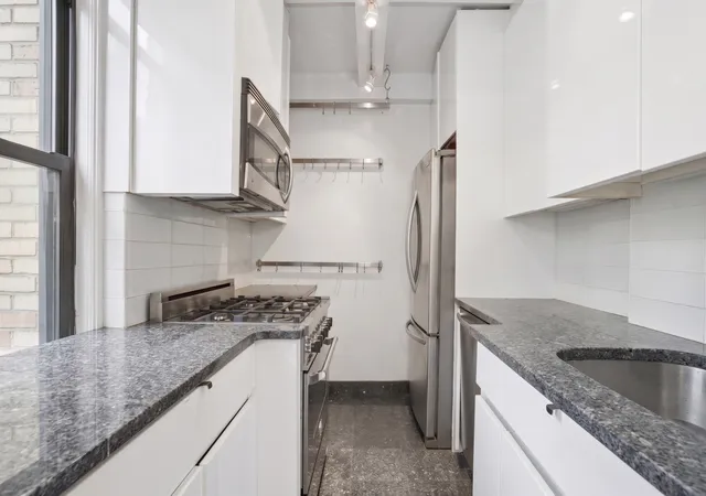 Photo 3 of Condo for sale at 1230 Park Ave #17A, New York City, NY 10128 | MLS# RLS20113366 | Listing updated on 2026-10-07
