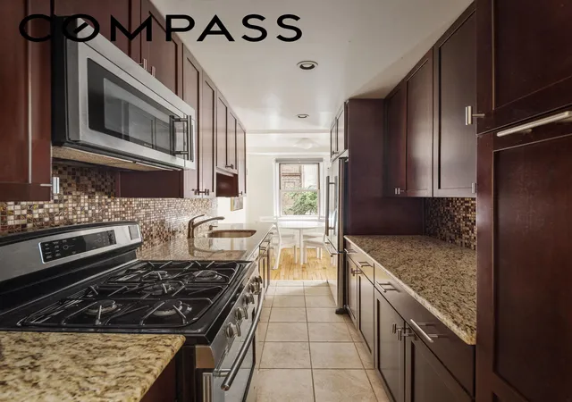 Photo 3 of Sale Pending at 155 E 49th Street #3B, New York City, NY 10017 | MLS# RLS20107168 | Listing updated on 2026-10-05